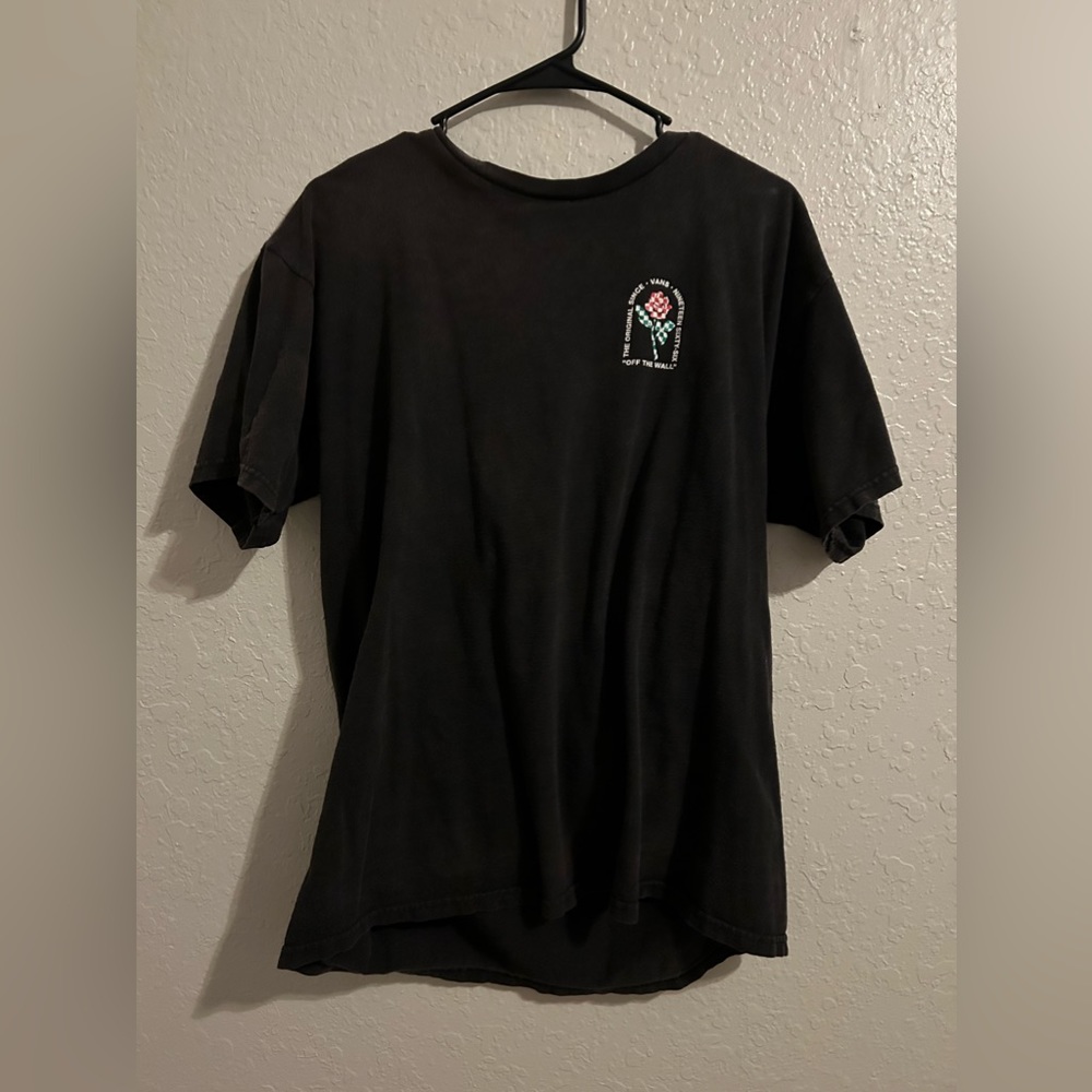Vans off the wall checkered rose t shirt